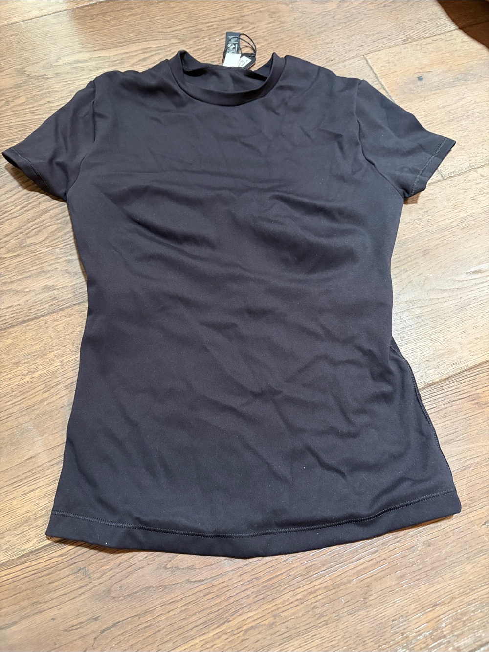 Skims Classic Black Workout Top With Built in Padding